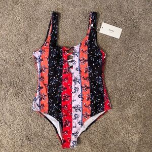 BRAND NEW: Women’s one piece swimsuit